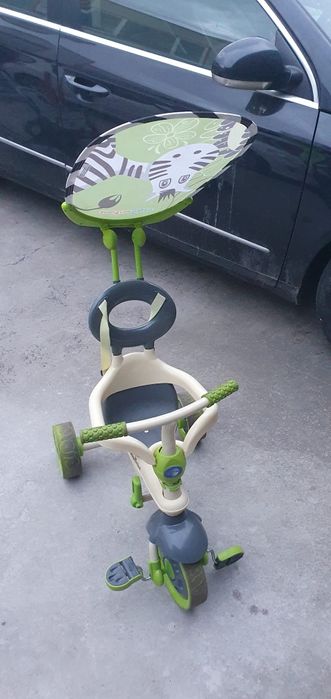 Vând tricicleta copii