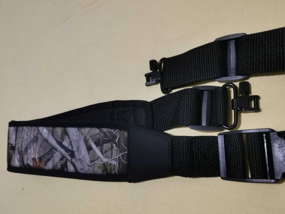 Камуфлажен ремък с антабки