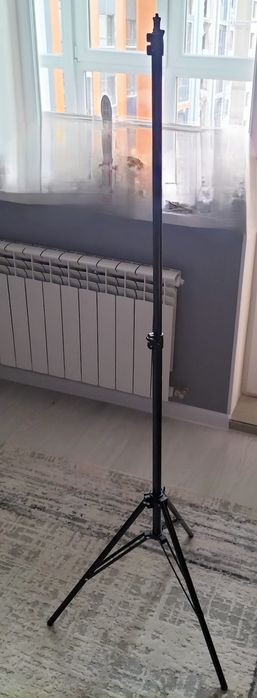 Трипод + ЛАМПА для съёмки в подарок