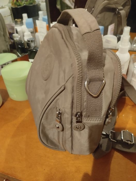 Рюкзак женский .