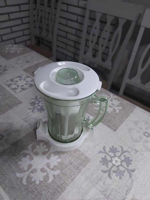 Продам соковыжималку,блендер.