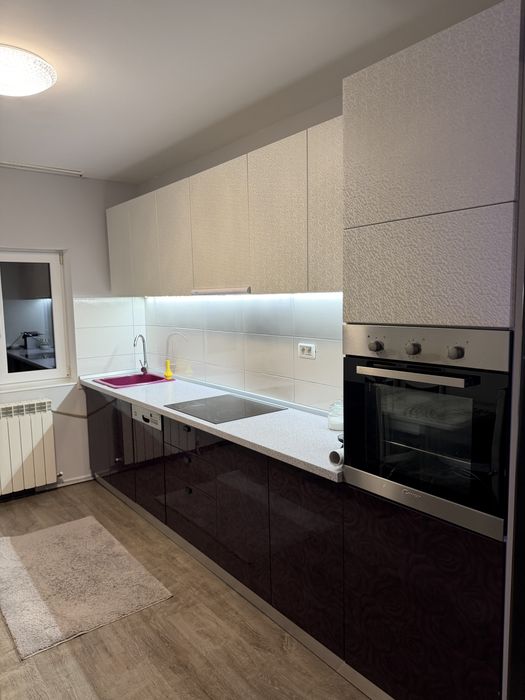 Inchiriez apartament frumos 4 camere 120 mp