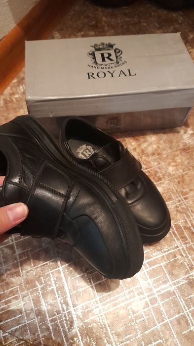 Продам туфли детский