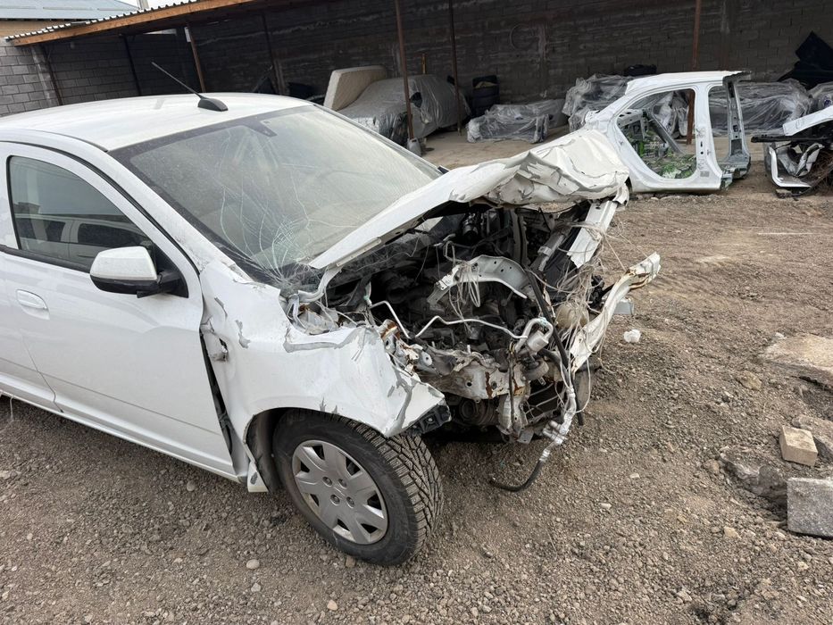 Avtomobillarga xizmat koʼrsatish