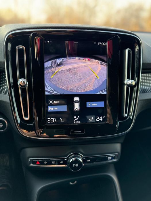 Volvo XC40 2019 R-Design Diesel