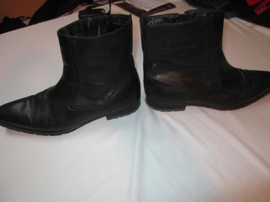 Cizme piele Boss, masura 9 1/2,Vibram,blana miel, stare f. buna,Italia