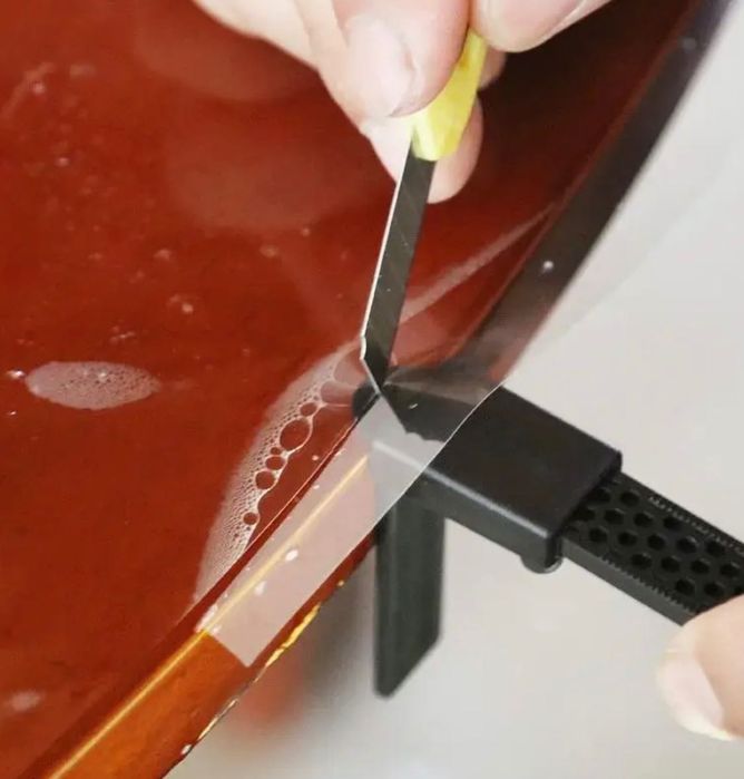 Инструмент за рязане на фолио.