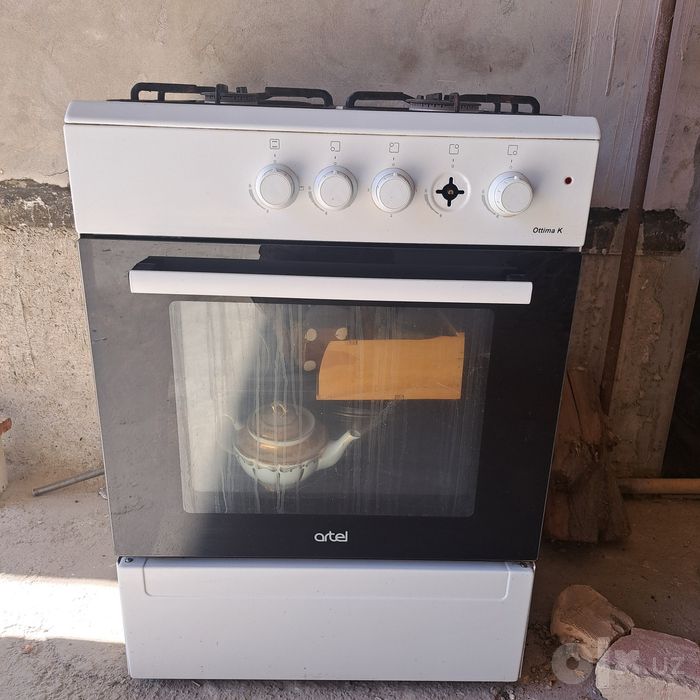 Продам газовую плиту