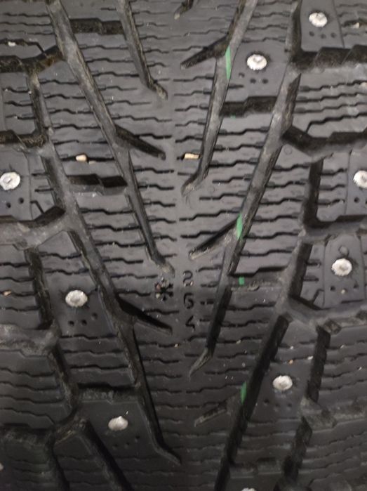 Продам диски с шинами комплектом