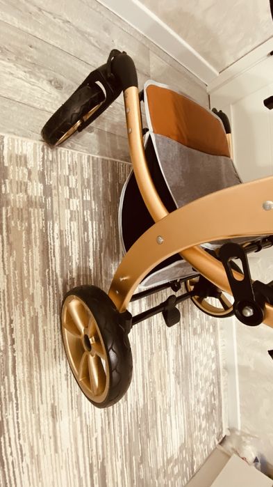 Продаю срочно  коляску