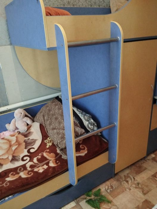 Продам детскую кровать