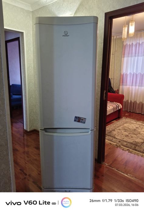 Продам холодильник на запчасти.