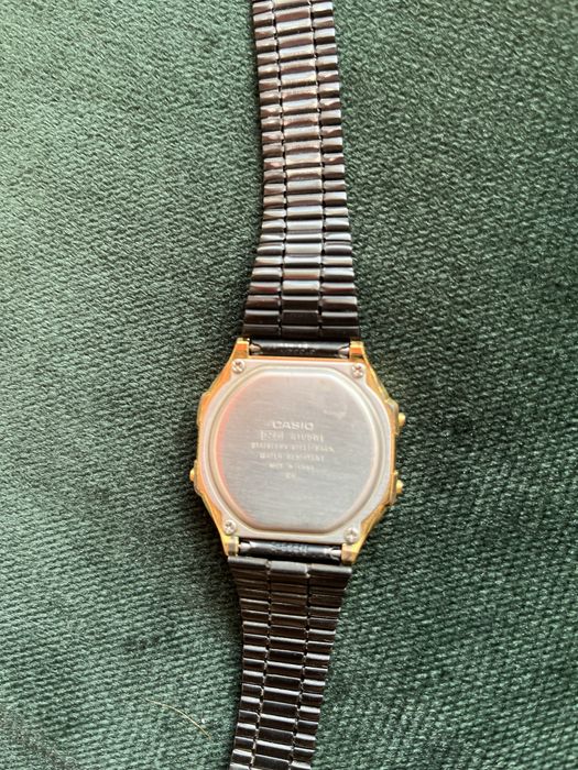 Часовник Casio винтидж модел
