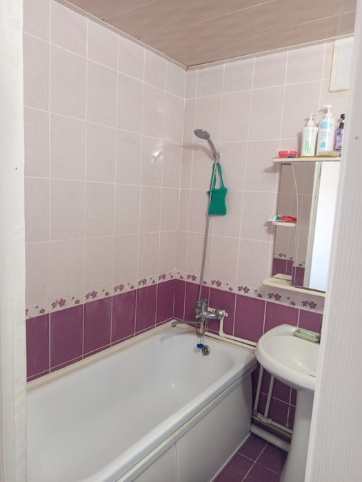 Продам 2-комнатную квартиру