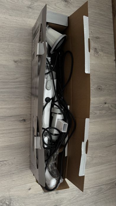 Пылесос DEXP M-800V