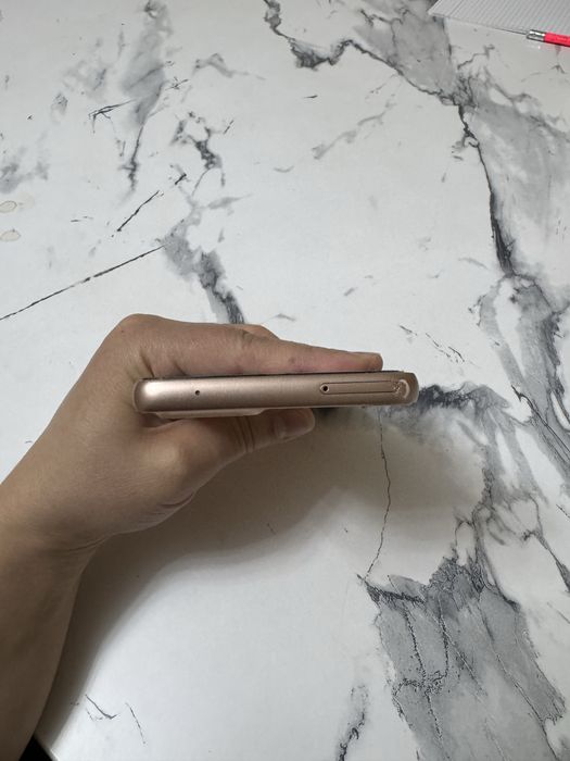 Samsung telefon sotiladi