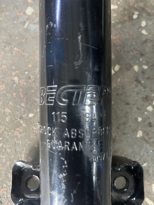 Стойка, амортизатор передний бмв 318, е36