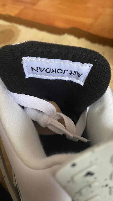 Jordan 4 white cement