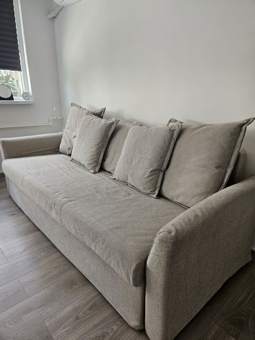 Canapea 3 locuri Ikea (extensibilă)