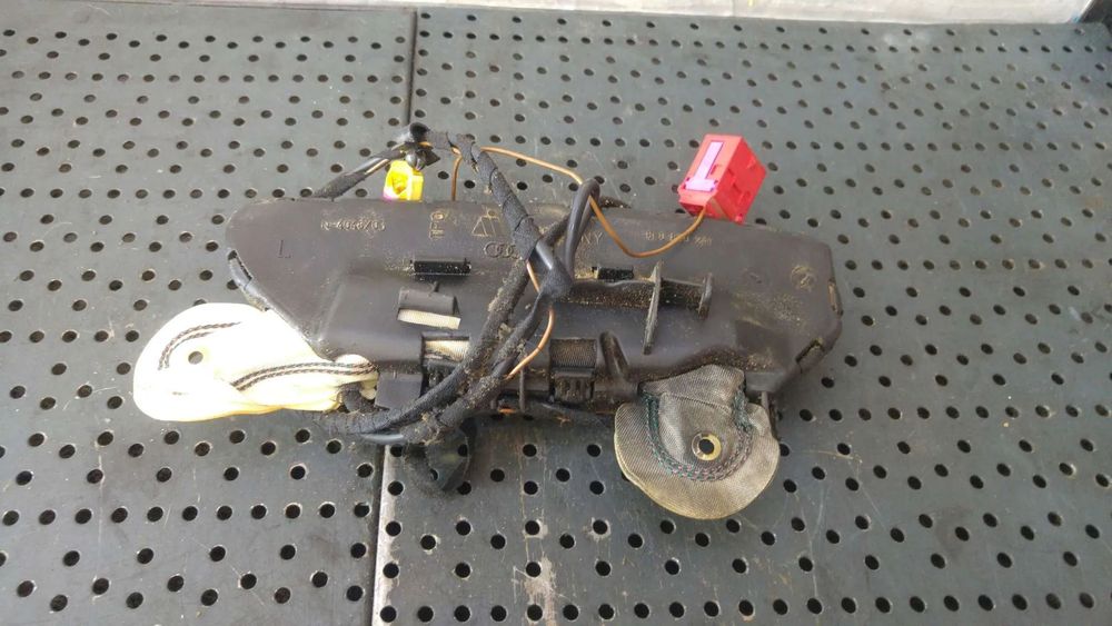 Airbag scaun stanga fata audi a4 b5 8d 8l0880241a