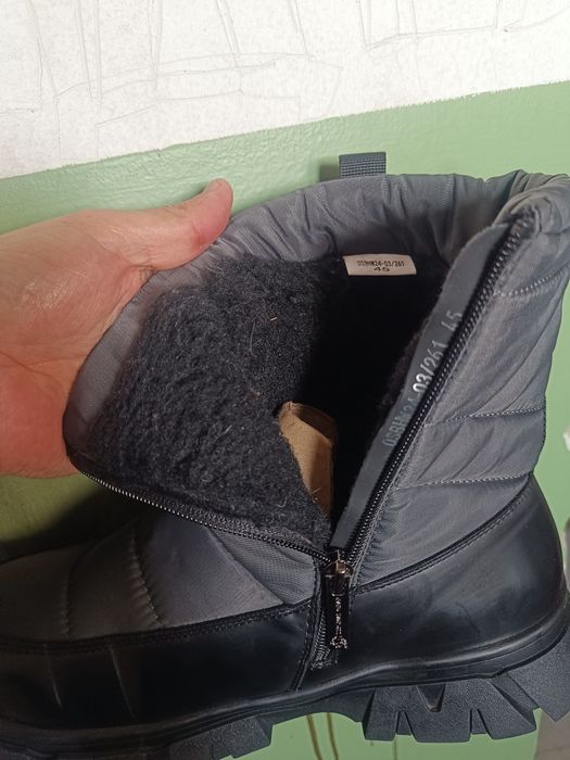 Продаю зимние сапоги Аляска