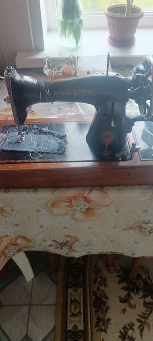 Машинка       швейная