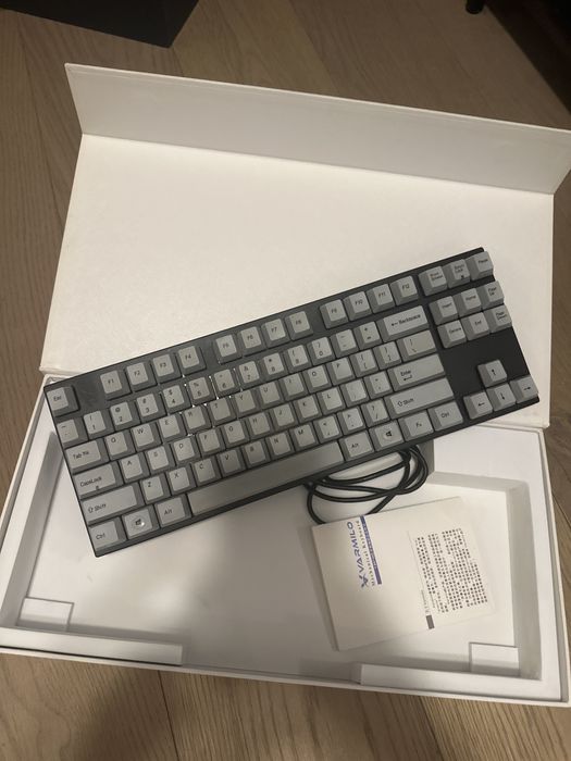Vand tastatura mecanica pe bluetooth Varmilo VB87