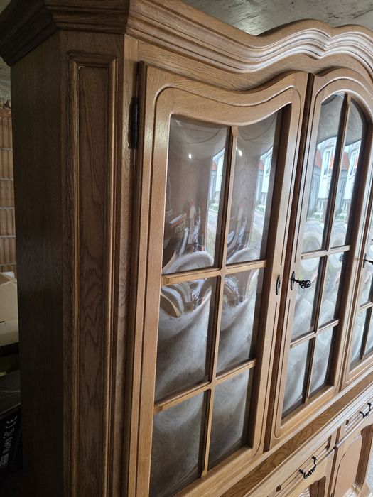 Винтидж трапезен бюфет / витрина от масивна дъбова дървесина