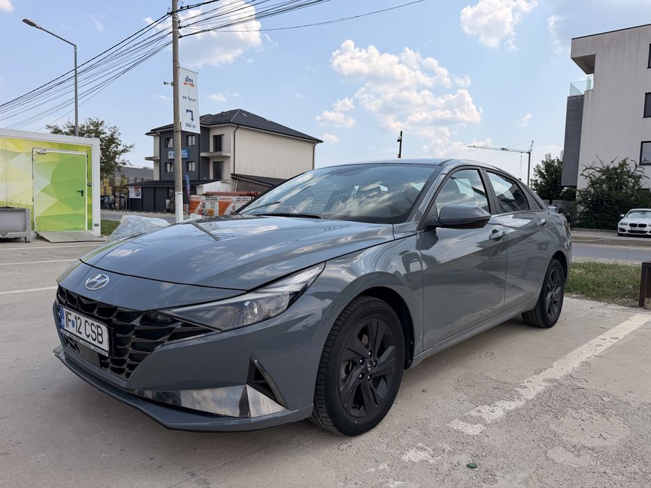 hyundai elantra