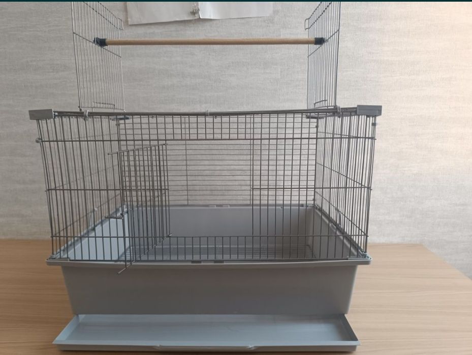 Клетка для птиц.