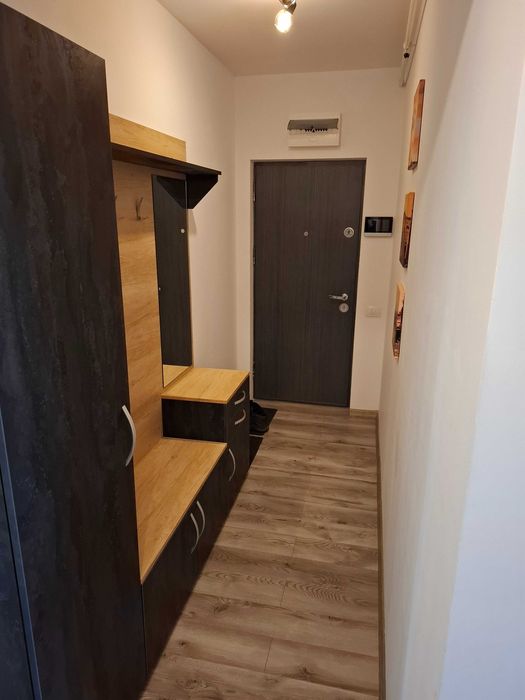 Apartament 3 camere de inchiriat Comfort Residence 1