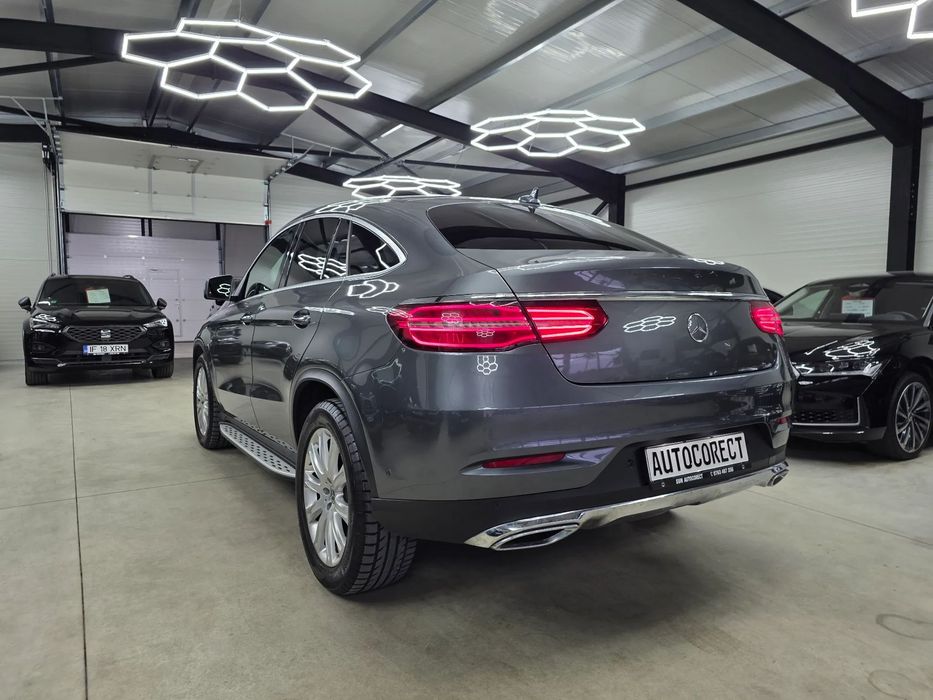 Mercedes-Benz GLE Unic proprietar/Panoramic/Ventilatie/Keyless/Service complet