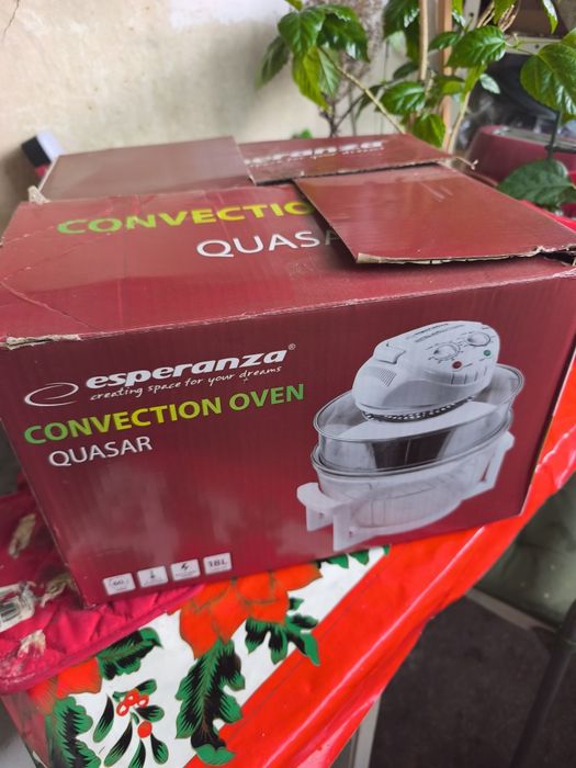 Vând mini cuptor  electric cu convecție!