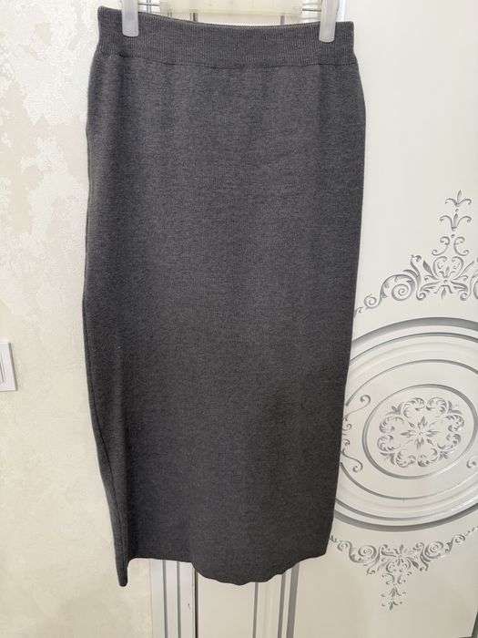 Двойка свитер и юбка