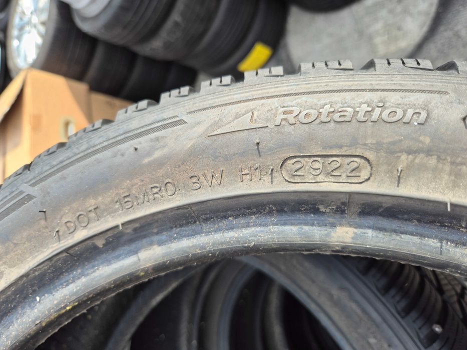 2 Anvelope de IARNA - 225/45/18 95H - Hankook Winter - Stare F BUNA - DOT 2022 !