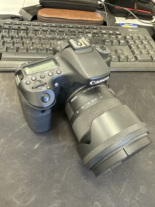 Canon EOS 70D DSLR
