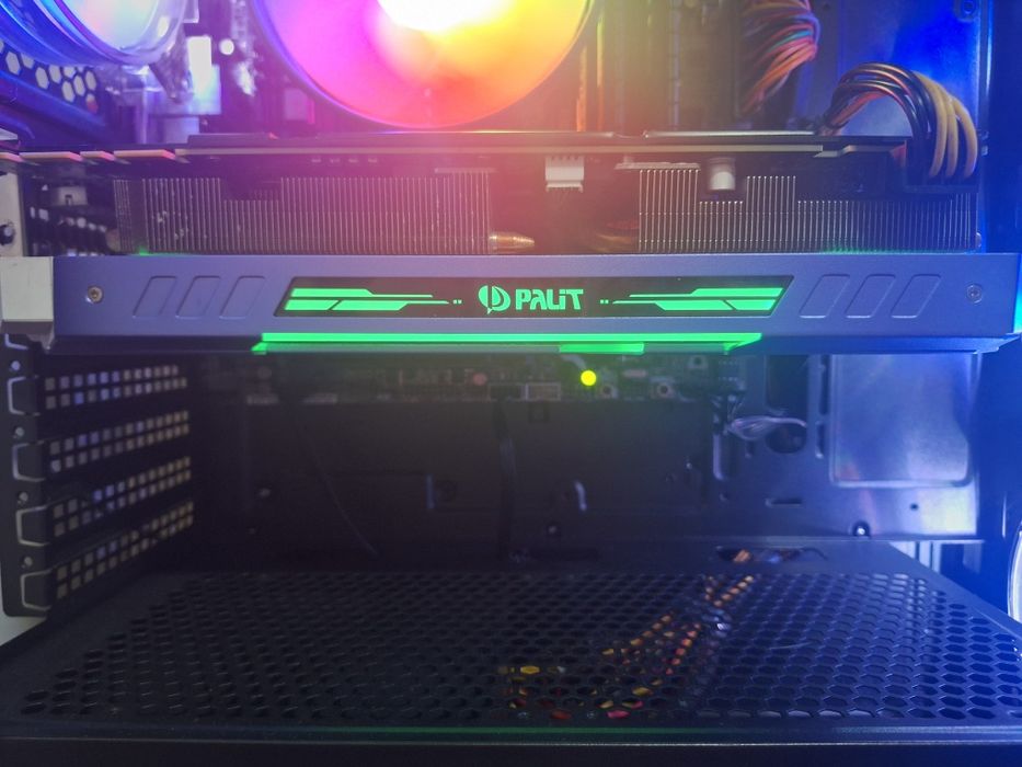 Продам gtx 1070 8g  в идеальном состоянии