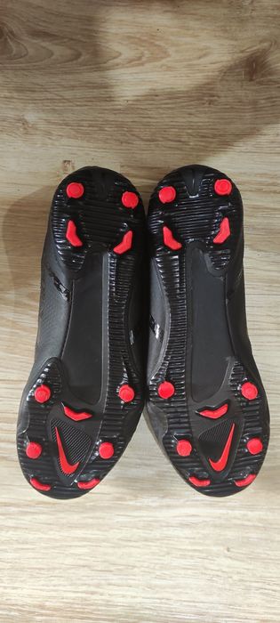 Nike Phantom GT2 Academy FG/MG Junior