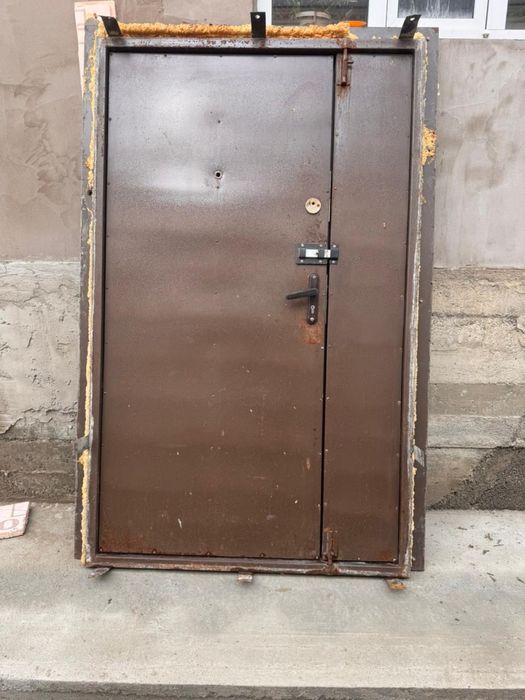 Срочна продается дверь