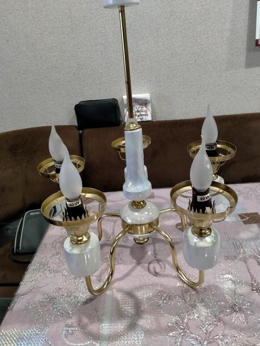 Люстра без плафонов