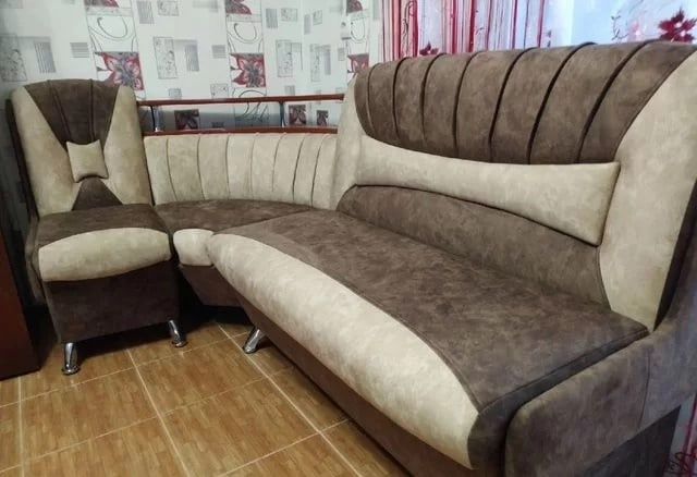 Реставрация ремонт и перетяжка мягкой мебели