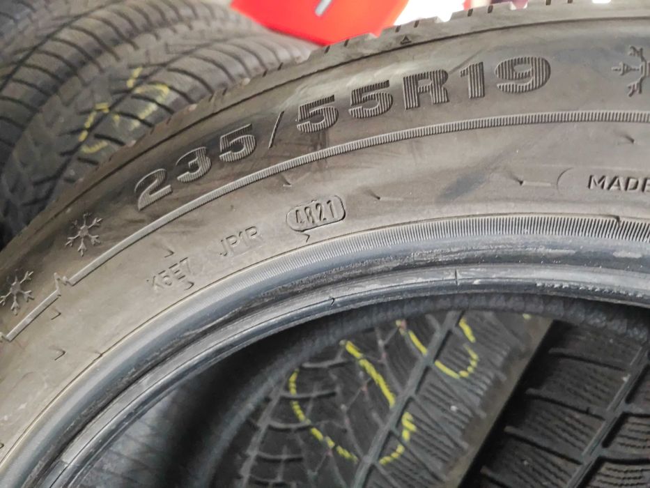4бр.зимни гуми 235/55/19 Dunlop