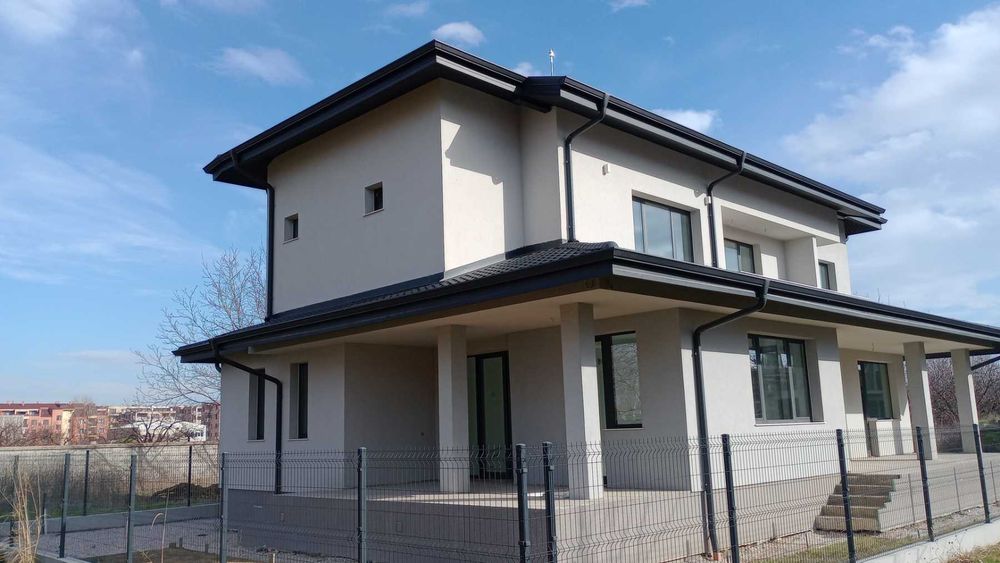 Продава КЪЩА    
град Пловдив, кв. Остромила