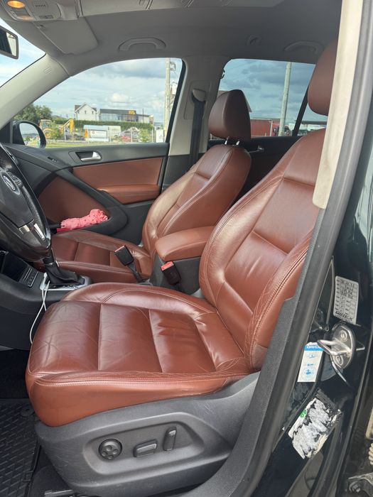 Volkswagwn Tiguan 4x4(cut. Automata)