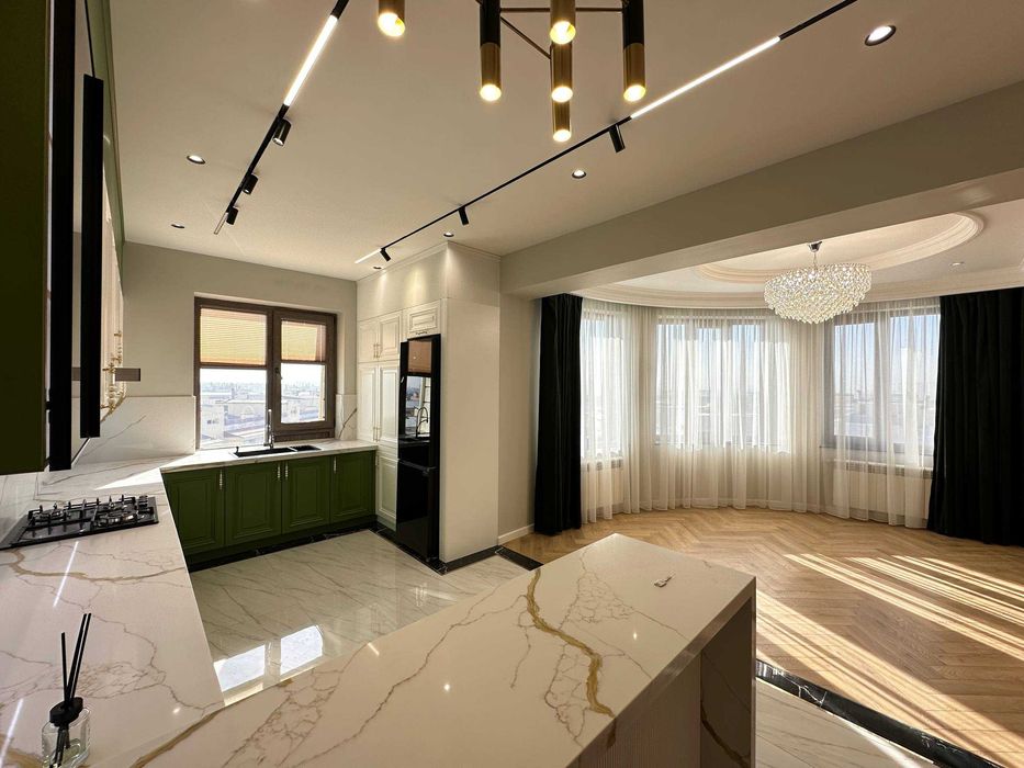 Срочно...Сергели 5 3хона 10-11-этаж 145квадрат метро ёнида