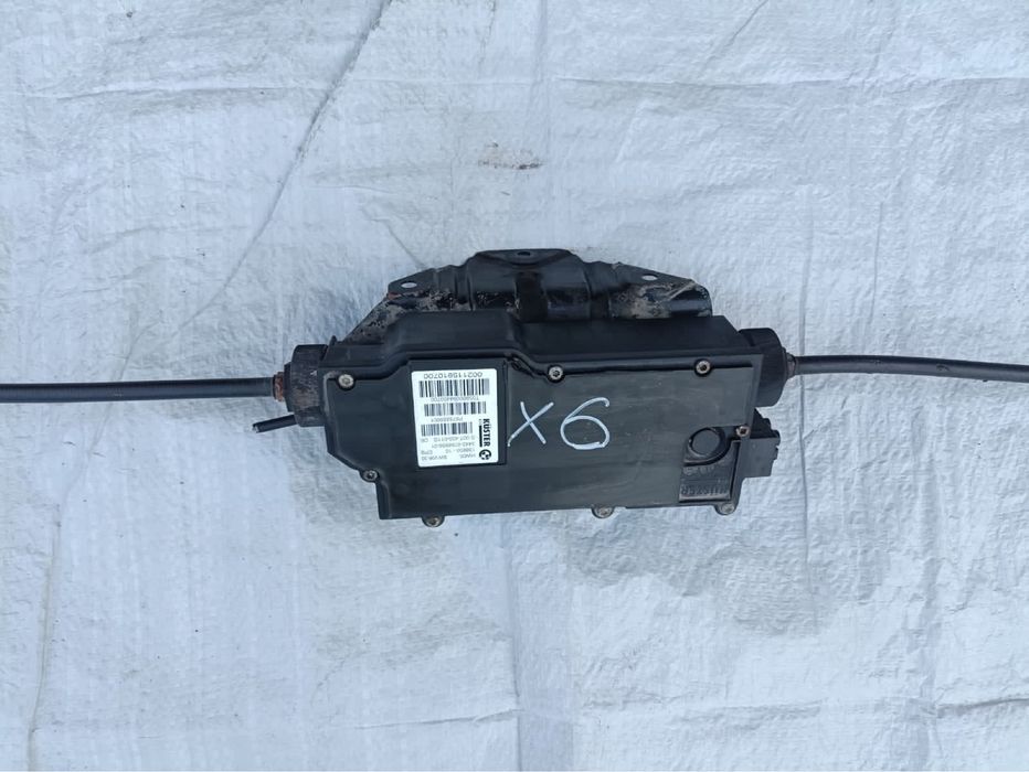 Блок управления ручным тормозом БМВ BMW E70 E71.