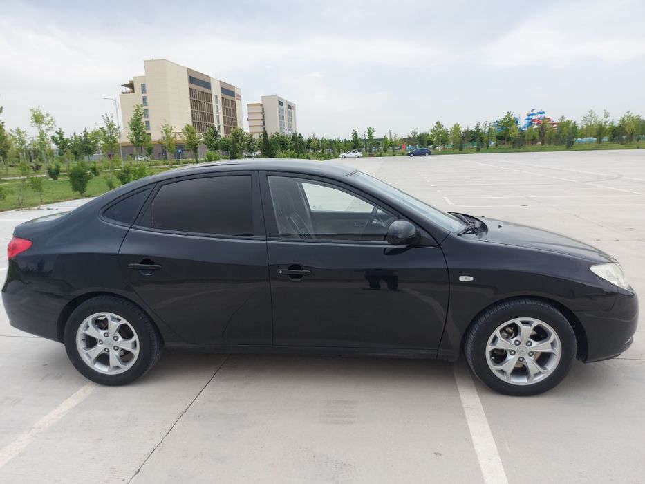 Hyundai avante 2008 года продаётя идеальная машина.Выкуп 3000$