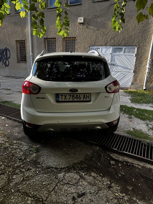 Автомобил Ford Kuga