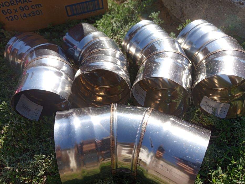 Продам отводы  135 кронштейны