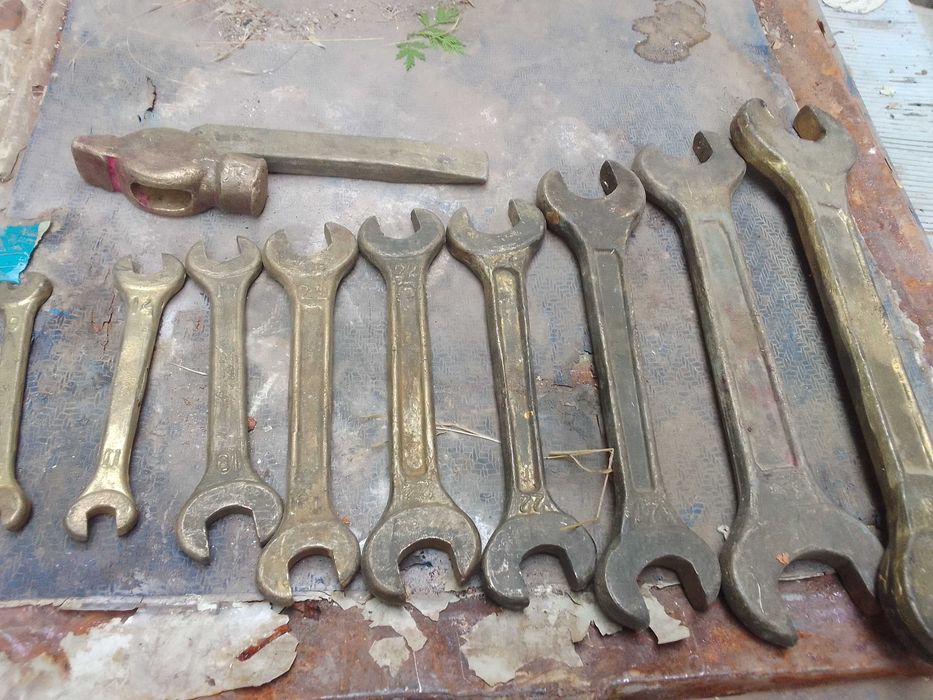 Бронзовый Гаечный ключ